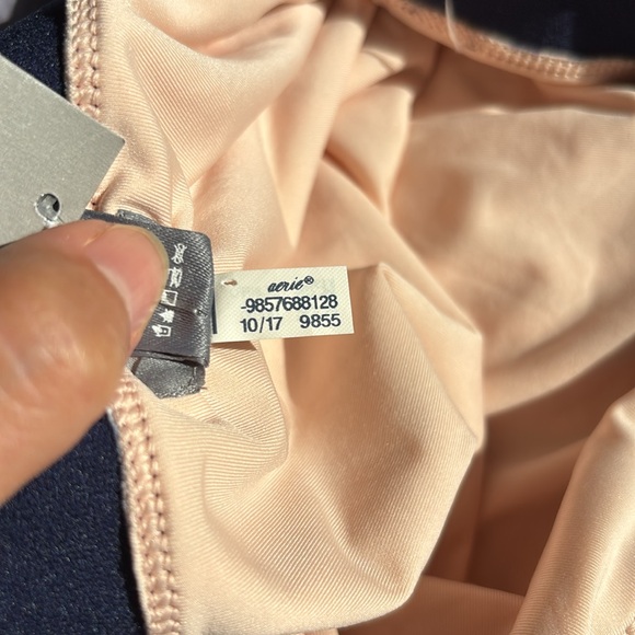 NWT Aerie deep V plunge striped one piece swim suit in navy blue & blush pink - Picture 10 of 11